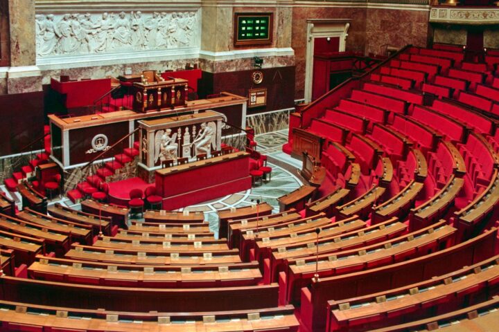 Budget : Les recommandations de la Cour des comptes pour réduire les effectifs de la fonction publique