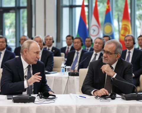 Poutine promet son soutien à l’Iran et appelle à défier les États-Unis