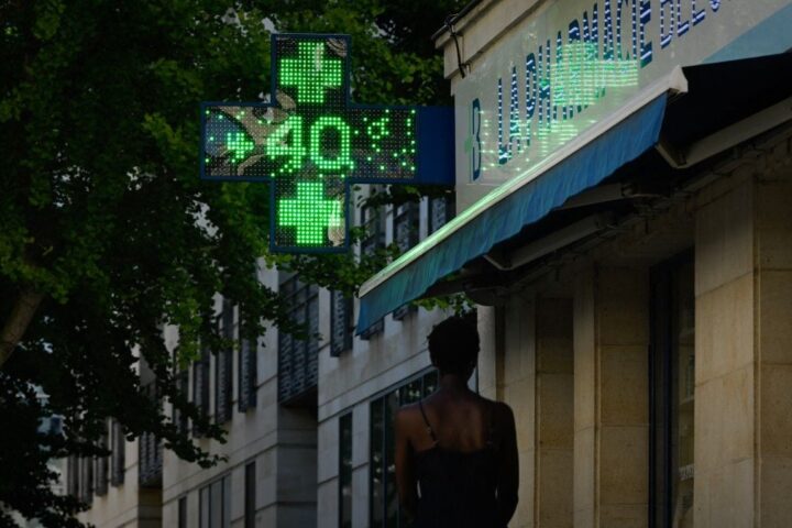 Canicules : près de 8.000 décès excédentaires en France cet été, un bilan provisoire