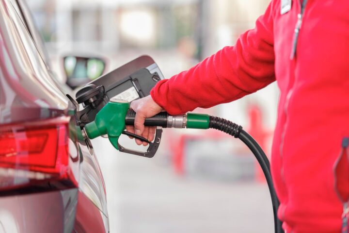 Carburants : prolongation des aides de 400 millions d'euros face à 37 milliards d'euros de recettes fiscales.