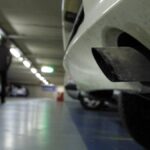 Conflit de voisinage en Suisse autour de l'accès à un parking souterrain à Altdorf