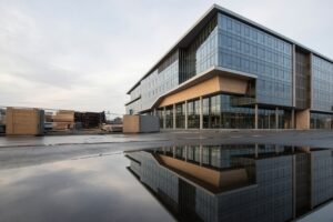 Deux ressortissants bulgares arrêtés après un incendie près de bureaux d’entreprises de défense à Munich