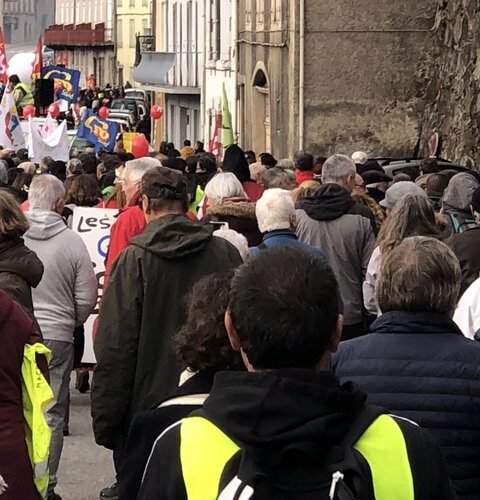 Des manifestants se trompent et protestent contre l'équipe de cricket pakistanaise à Portsmouth