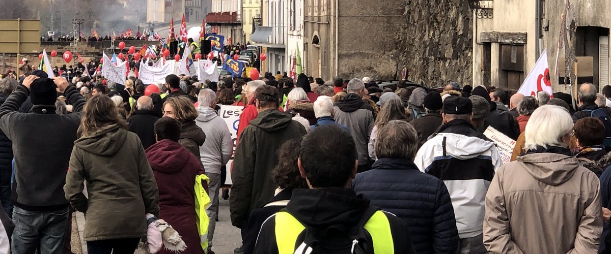 Des manifestants se trompent et protestent contre l'équipe de cricket pakistanaise à Portsmouth