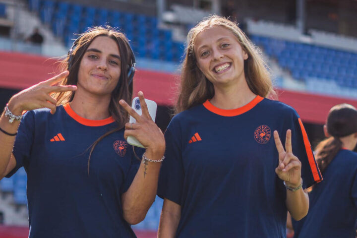 Des stars, de l'ambition et un flamant rose : Montpellier se prépare à réinventer le football féminin cette année.