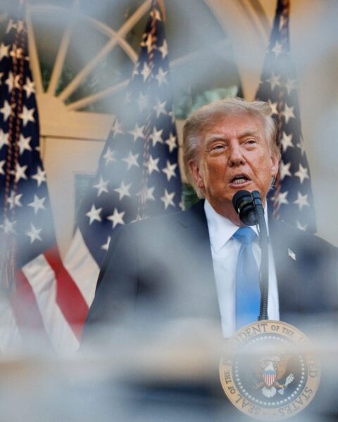 Donald Trump dénonce le coût exorbitant des médicaments aux États-Unis lors d'une anecdote sur un ami obèse