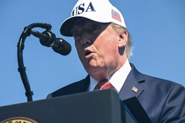 Donald Trump offre 45 000 dollars à son assistante Natalie Harp et à deux collaboratrices
