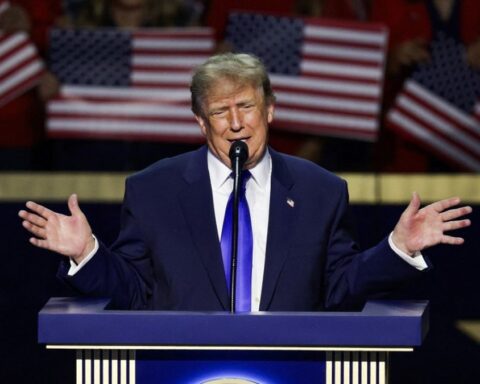 Donald Trump promet 5000 dollars à chaque américain si les républicains conservent le Congrès en novembre