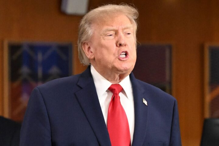 Donald Trump rejette le plan iranien pour rouvrir le détroit d'Ormuz dans un contexte de conflit élevé