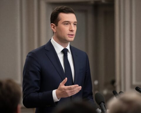 Jordan Bardella veut conditionner le soutien français à l’Ukraine