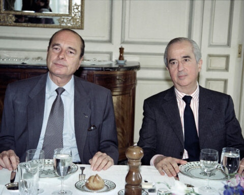 Édouard Balladur et Jacques Chirac : rivalité marquante lors de l'élection présidentielle de 1995