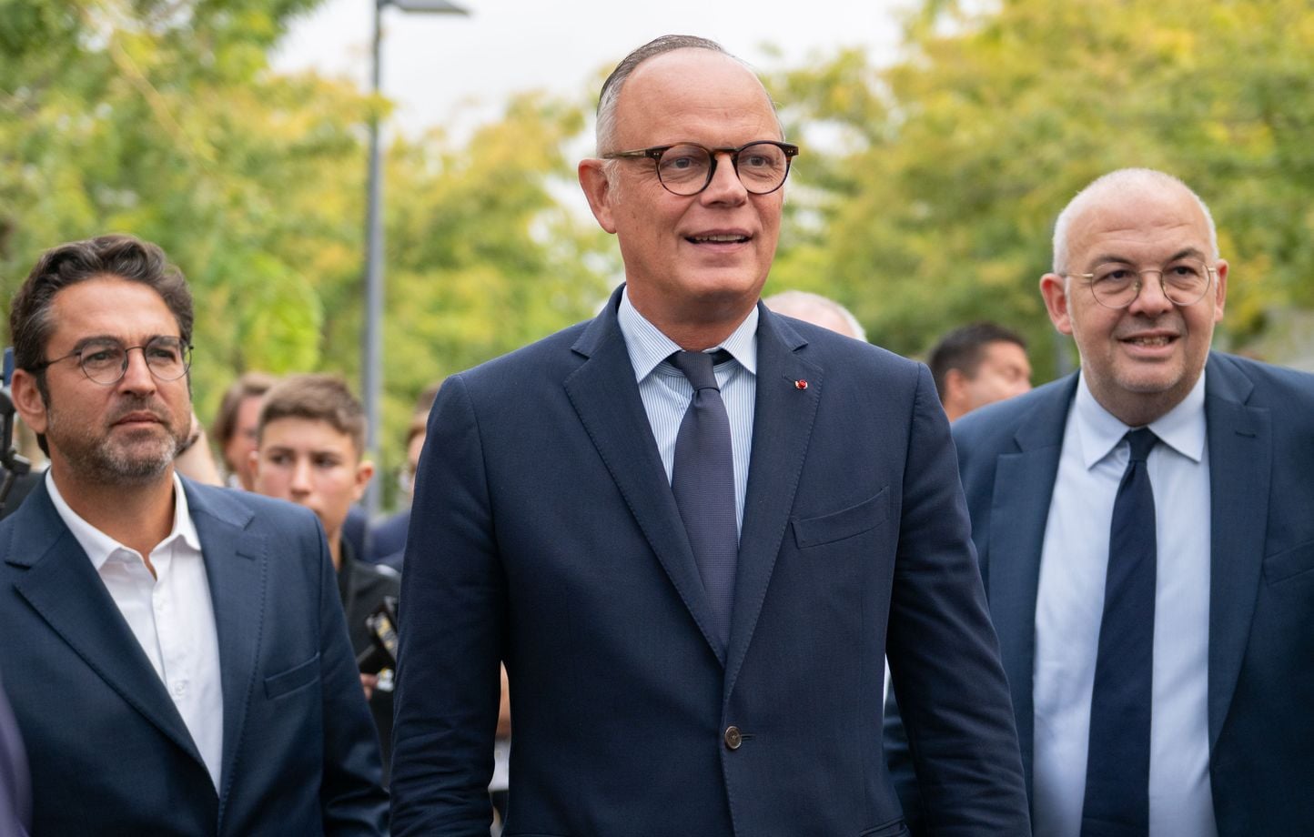 Édouard Philippe appelle à un rassemblement des partis de droite et du centre avant les élections de 2027