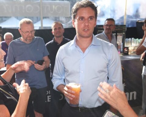 Élection présidentielle 2027 : l'opération « 1.000 bistrots » de Gabriel Attal rencontre peu de succès