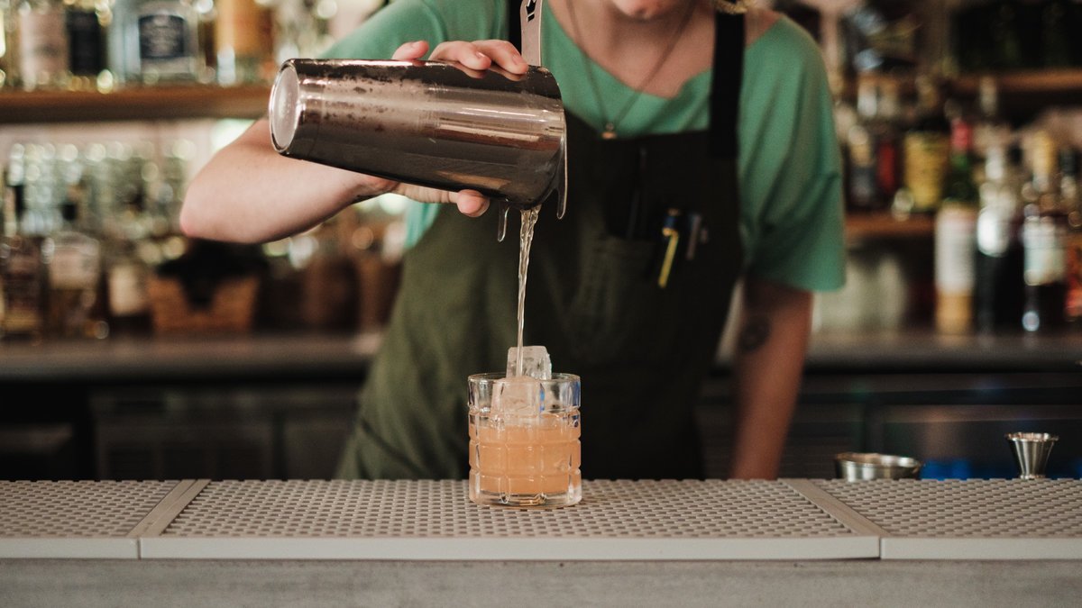 En Espagne, un licenciement confirmé pour une femme enceinte travaillant en bar durant son congé maladie