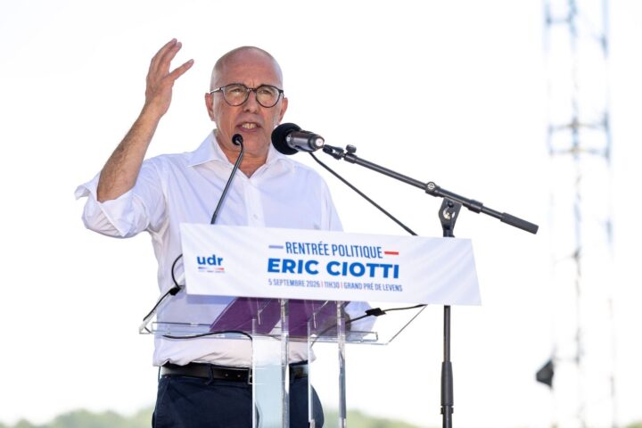 Éric Ciotti propose un pacte d’alliance à Marine Le Pen pour la présidentielle de 2027