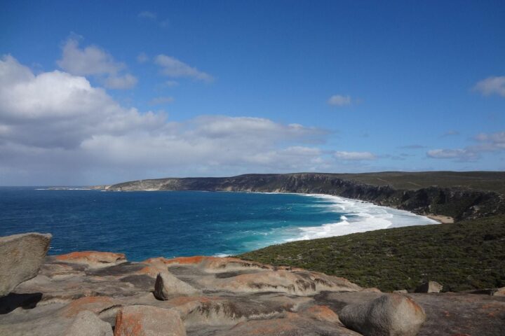 Étude : l'Australie désignée comme le pays le plus sûr face aux catastrophes mondiales, la France parmi les plus vulnérables