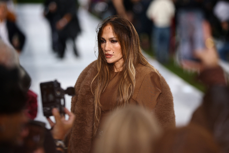 Fashion Week de Paris : Rihanna et J-Lo illuminent les défilés au cœur de Bercy