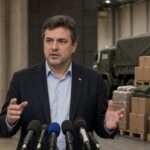 Louis Aliot appelle à couper l’aide à l’Ukraine, le RN accusé de servir Moscou