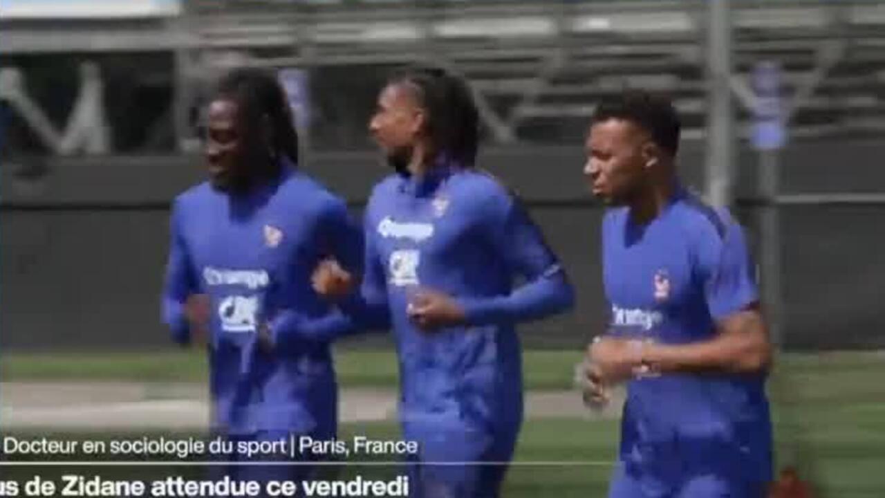 Football : la première sélection des Bleus par Zinédine Zidane s'annonce imminente