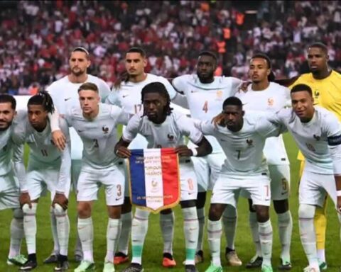 Football : les Bleus décrochent une victoire inaugurale sous la direction de Zidane en Turquie.