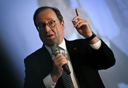 François Hollande exclut toute interférence dans la primaire à gauche pour 2027