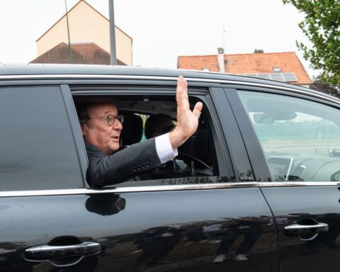 François Hollande votera à la primaire de la gauche mais ne se présentera pas à l'élection présidentielle