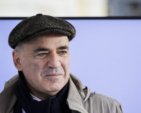 Garry Kasparov placé sous protection aux États-Unis après un complot d'assassinat russe révélé