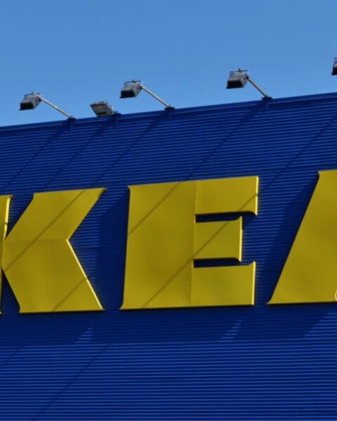 Ikea annonce une baisse de prix avec des réductions allant jusqu'à 28% sur 1.500 produits.