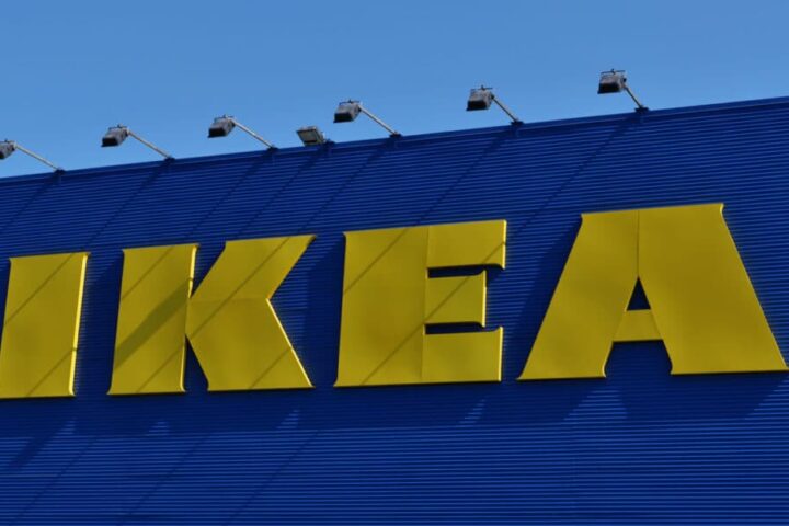 Ikea annonce une baisse de prix avec des réductions allant jusqu'à 28% sur 1.500 produits.