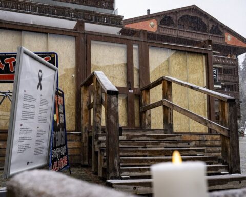 Incendie de Crans-Montana : un ingénieur dénonce l'usurpation de son identité pour valider des travaux