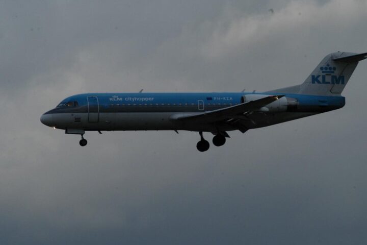 Incendie en vol : un avion de KLM fait demi-tour après un feu de batterie externe au-dessus de l'Atlantique