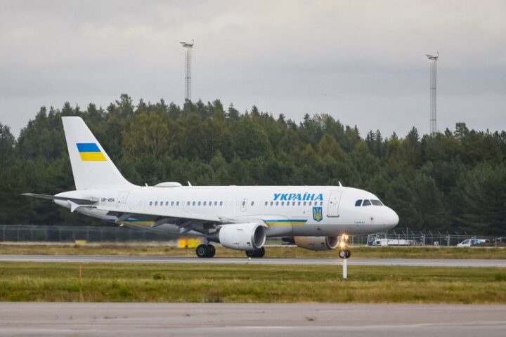 Incident près de Moldavie : l'avion de Zelensky menacé par un drone lors de son décollage