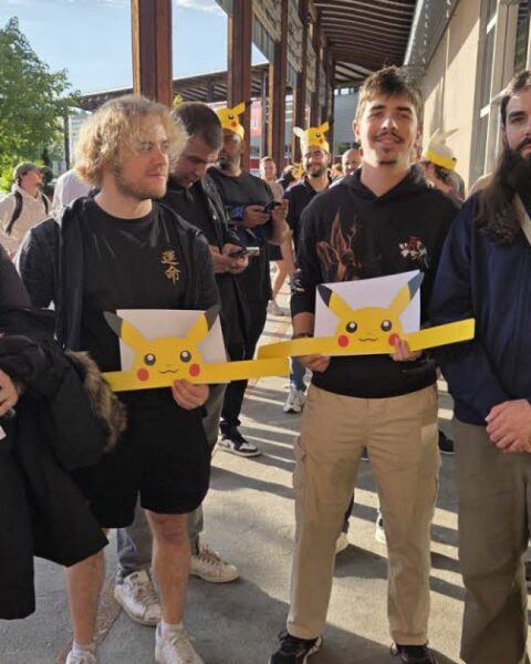 Isère : ruée des fans de Pokémon dans les magasins pour les 30 ans de la licence