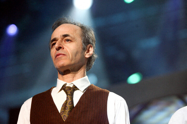 Jean-Jacques Goldman ne participera pas aux concerts de Céline Dion en raison de problèmes de santé