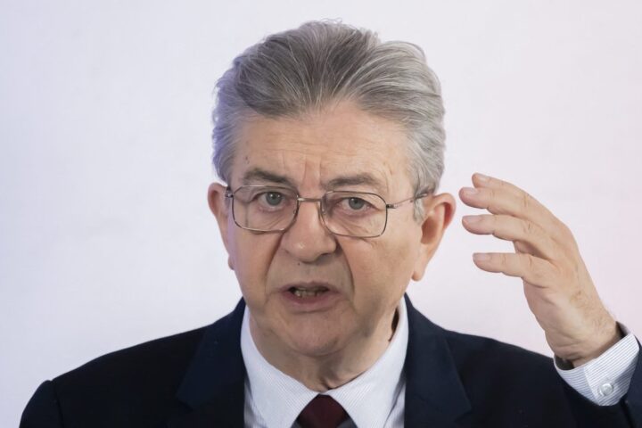 Jean-Luc Mélenchon oppose l'envoi de troupes françaises en Arabie saoudite pour sécuriser Yanbu