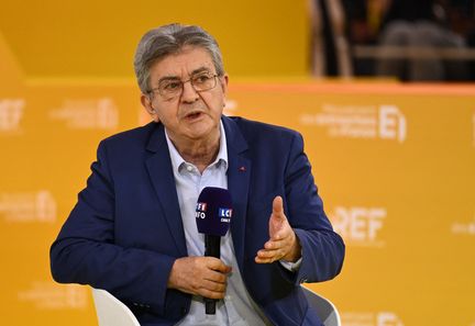 Jean-Luc Mélenchon rencontre le PDG d'Airbus pour discuter de l'industrie et des enjeux européens