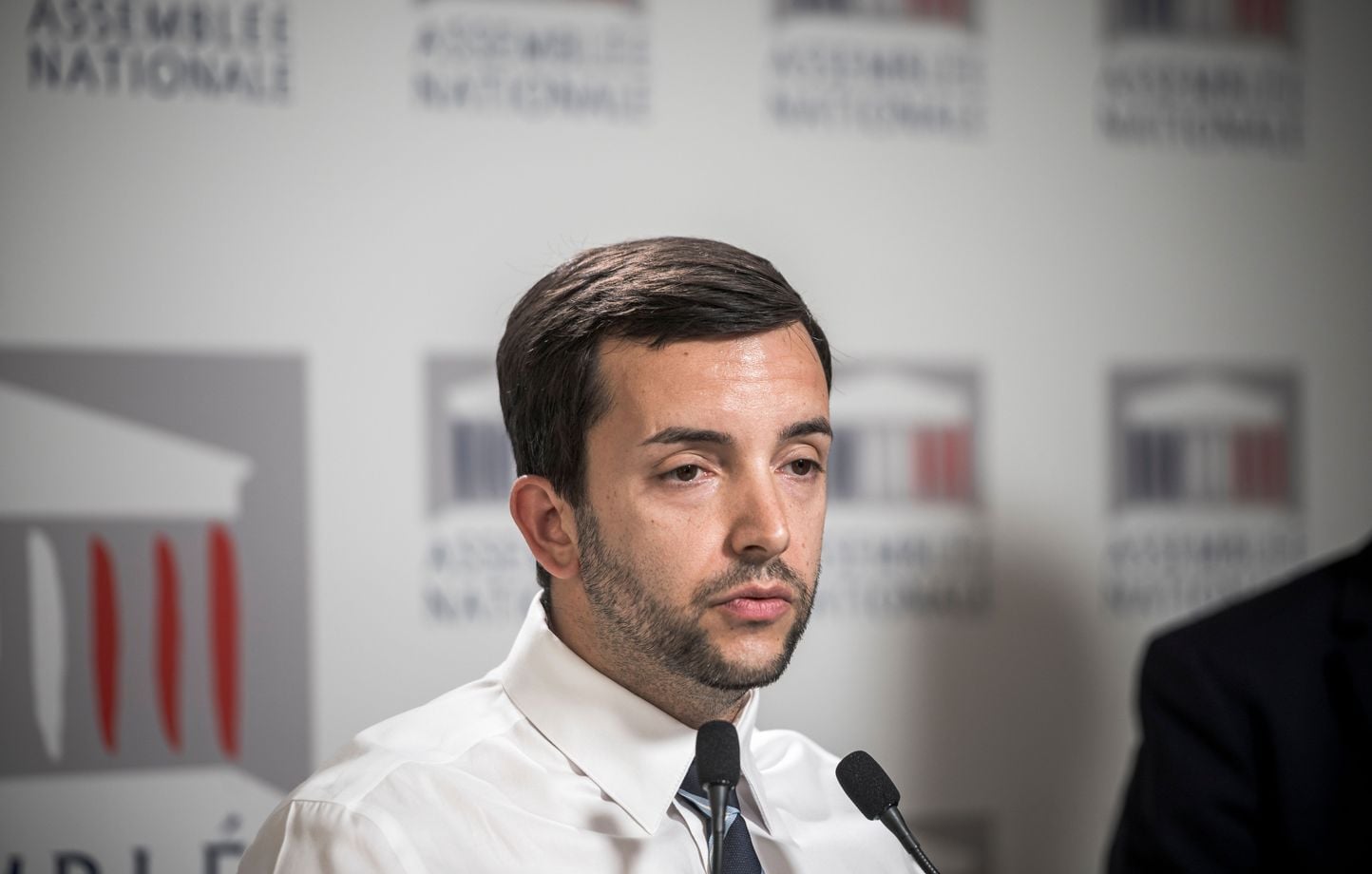 Jean-Philippe Tanguy suscite la controverse en citant un slogan nazi lors d'une allocution à Vierzon