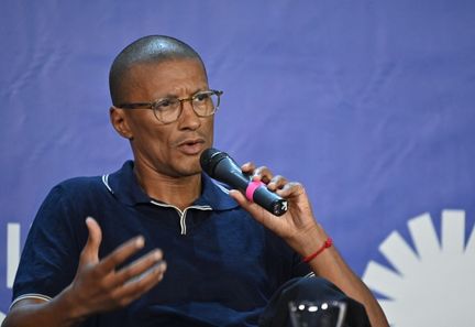 Karim Bouamrane refuse de soutenir François Hollande sans excuses sur la déchéance de nationalité
