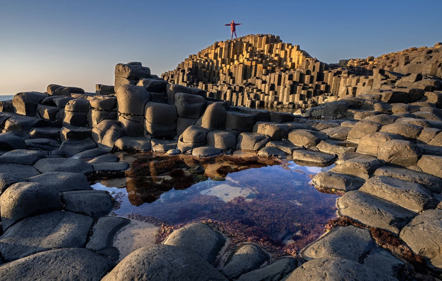 La Chaussée des Géants en Irlande du Nord menacée par des rituels touristiques nocifs