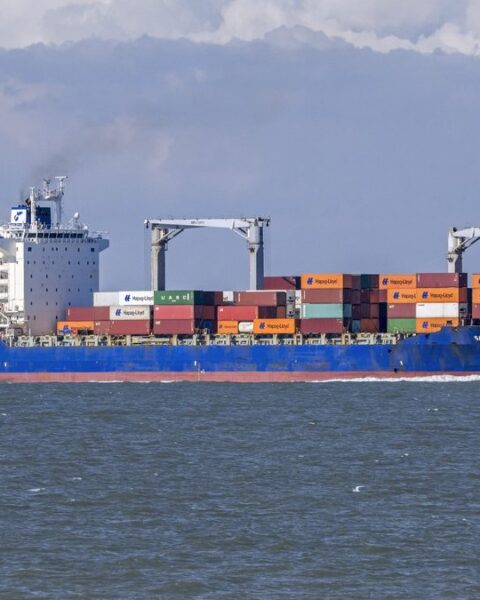 La Chine intensifie l'exploitation de la route maritime du Nord le long de la Russie malgré des défis environnementaux et techniques