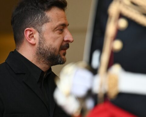 La Corée du Nord prépare la formation de 10 000 soldats pour soutenir la Russie, selon Zelensky