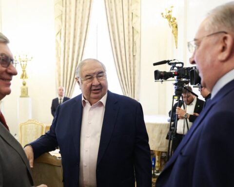 La France demande la levée des sanctions contre Ousmanov pour des raisons de sécurité nationale