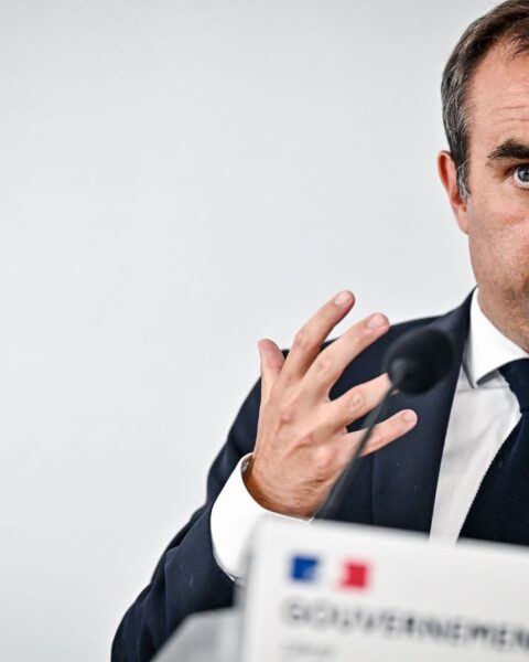 Le gouvernement français présente un projet de loi visant à élargir la responsabilité financière en cas de violences lors de manifestations