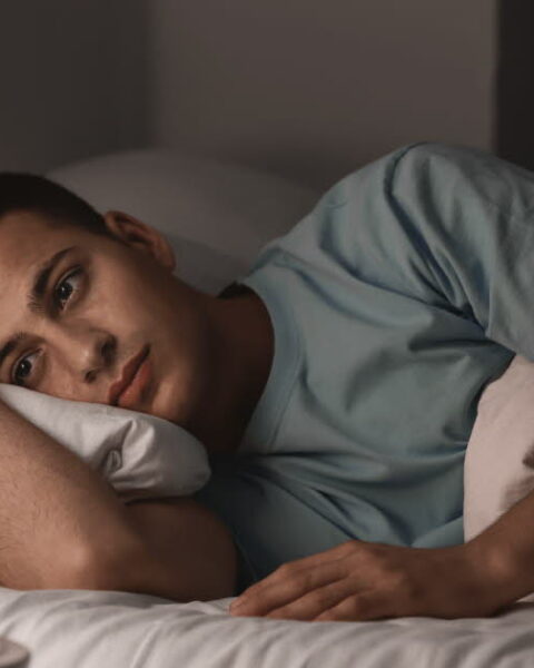 Le sommeil excessif ou insuffisant accélérerait le vieillissement des organes selon une étude américaine