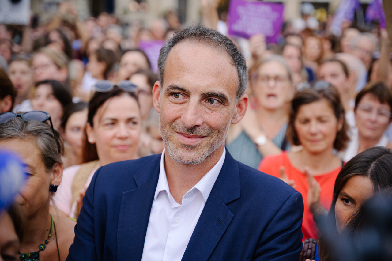 Les candidats à la présidentielle affichent leurs origines sociales dans un contexte de crise économique