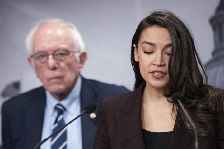 Les démocrates américains envisagent leur candidat pour 2028 avec de nouveaux visages en préparation