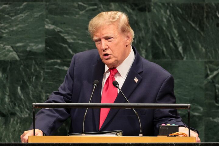 Les dirigeants européens rejettent l'appel de Trump à quitter la CPI