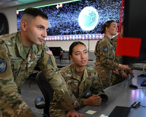 Les États-Unis confirment la présence d'armements spatiaux en orbite pour défendre leurs intérêts