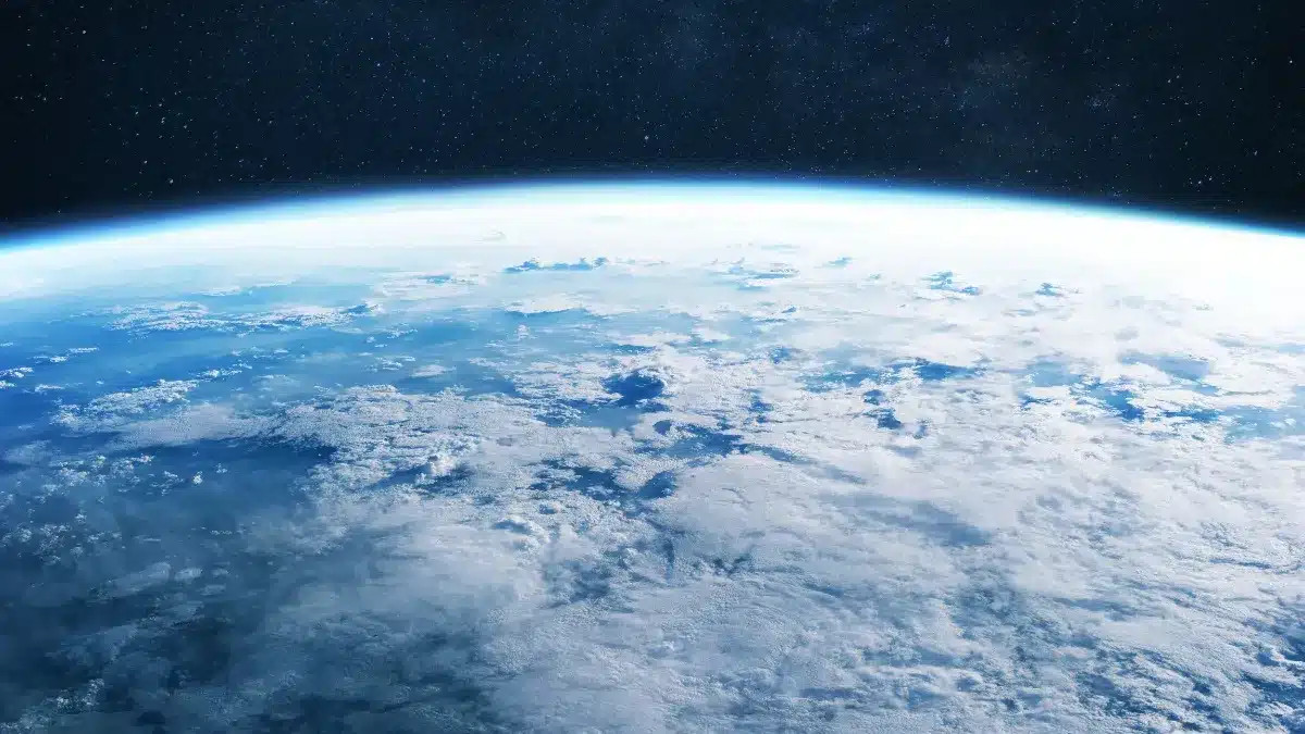 Les États-Unis confirment le déploiement secret d'armes dans l'espace.