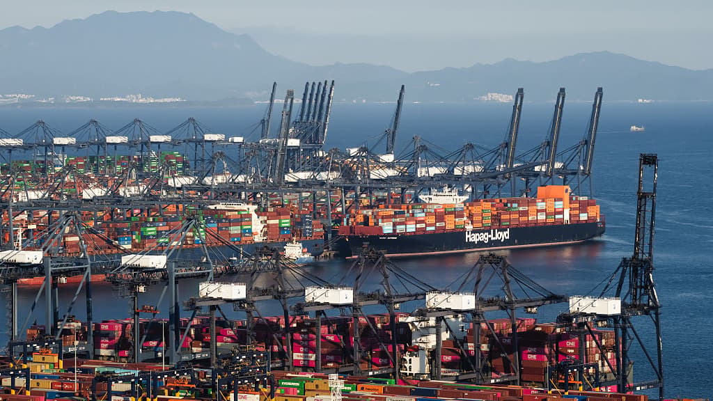 Les États-Unis et la Chine s'accordent pour réduire les tarifs douaniers sur 60 milliards de dollars de marchandises